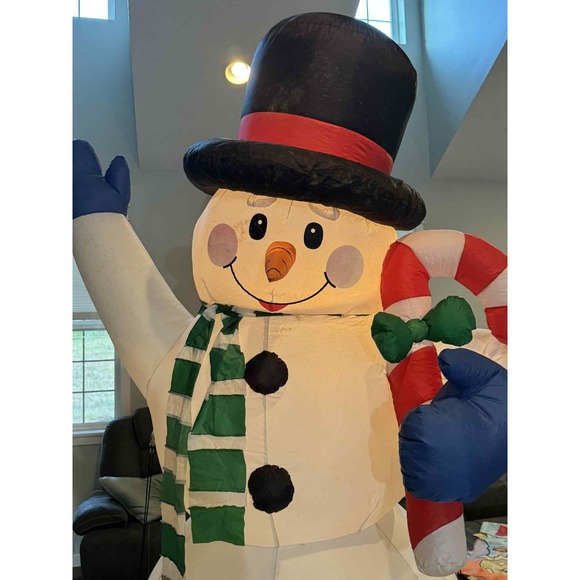 Vintage‎ Gemmy Airblown Inflatable 8ft Tall Snowman Candy Lights Up EUC Rare HTF